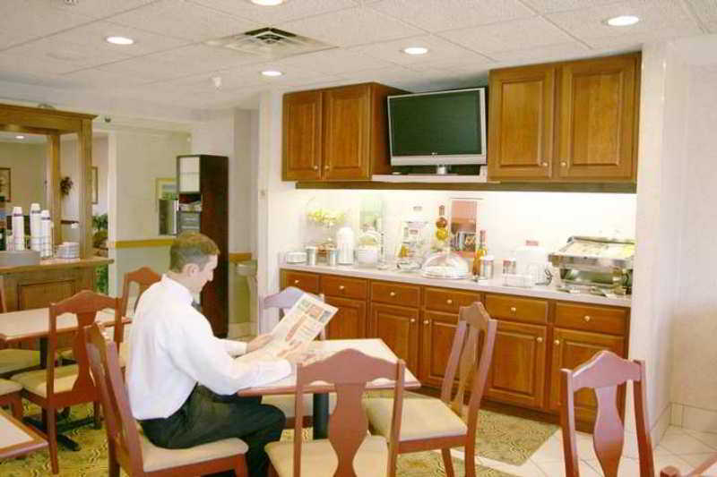Hampton Hotel